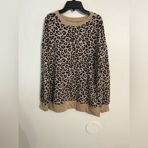 RF Oversized Leopard Print Sweatshirt NWOT Size Medium